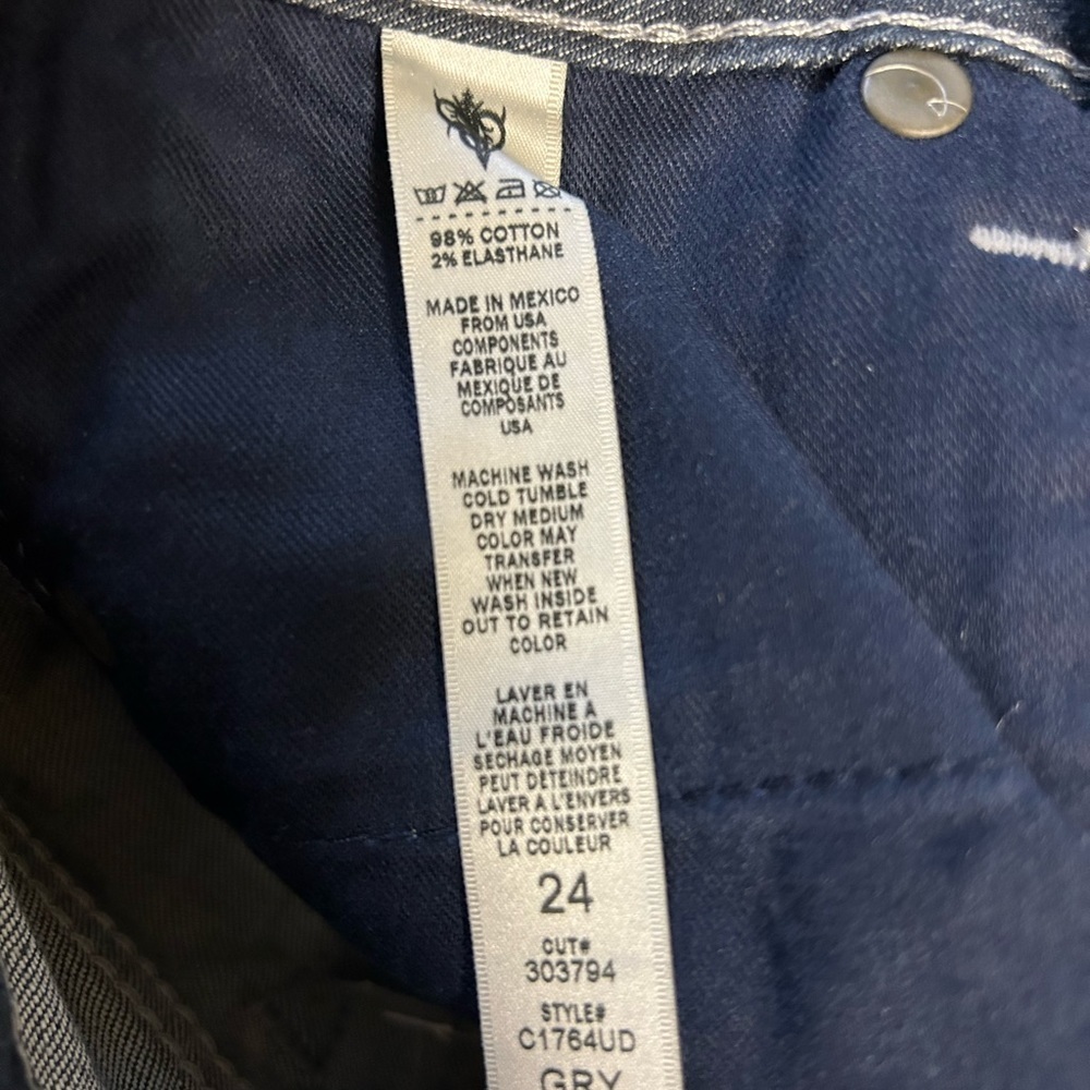 Jeans - Picture 7 of 7
